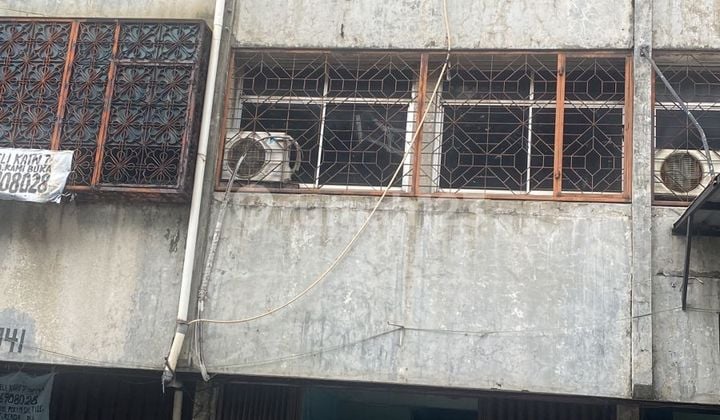 For Sale: Tanah Abang Textile Shop House, Suitable for Warehouse and Office
