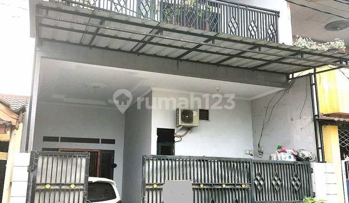 --Rumah Villa Tomang Baru 2 Lantai Shm---