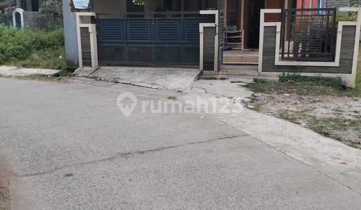 Shm, Carport 2, Full Renovasi, Strategis di Jayanti