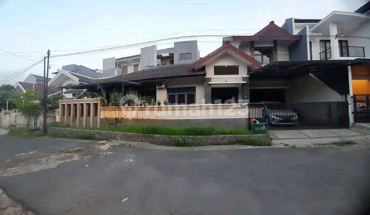 Rumah Mewah di Bukit Sari Tembalang Semarang