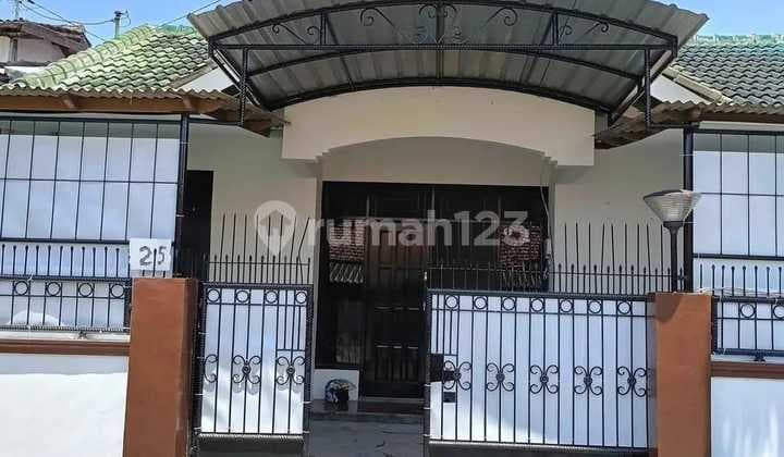 Fully Occupied Boarding House Near Majapahit