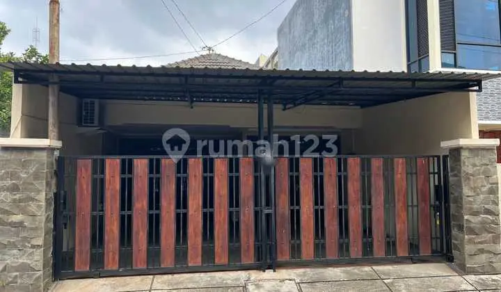 Rumah Dekat Kampus Udinus Semarang