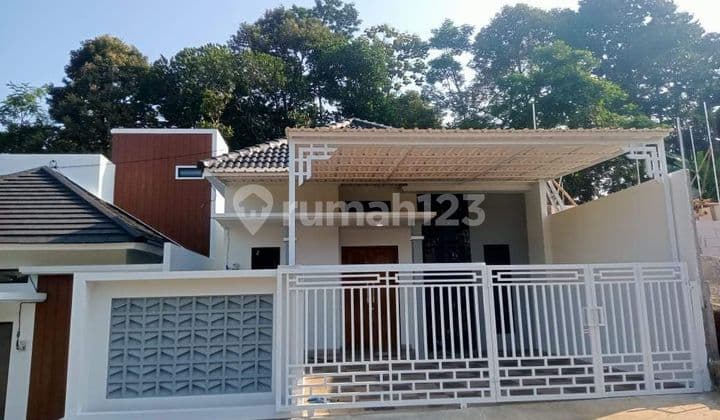 Rumah Kuat Kokoh Bonus Ac Dekat Pasar Mijen Semarang