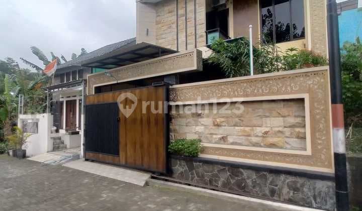 Rumah Mewah di Candi Kalasan Manyaran Semarang