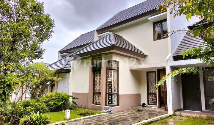 Di Sewakan Rumah 2 Lantai View Gunung Furnish Sentul City
