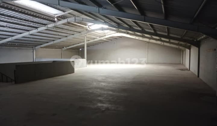 Warehouse Lot Dpr, Cipondoh, Land Area 1,450 M2, Rental Price 600 Million/Year