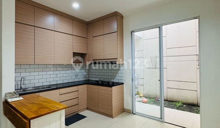 Rumah Green Lake City, Australia 6x15, SHM, Furnished, Hrg 2.5 milyar
