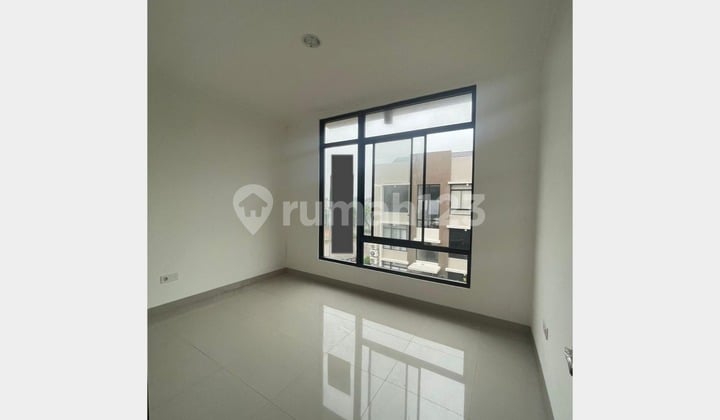 Green Royal Condo House, 2Br, Uk 5X10, Lantai 3
