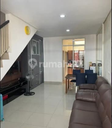 Rumah Green Lake City, Amerika 4x15, Shm, Furnished, Hrg 1.585 Milyar
