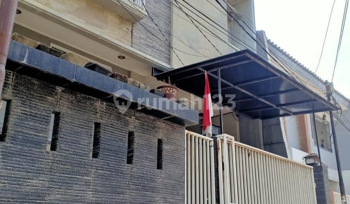 RUMAH 3,5 LANTAI DI GREENVILLE JAKARTA BARAT