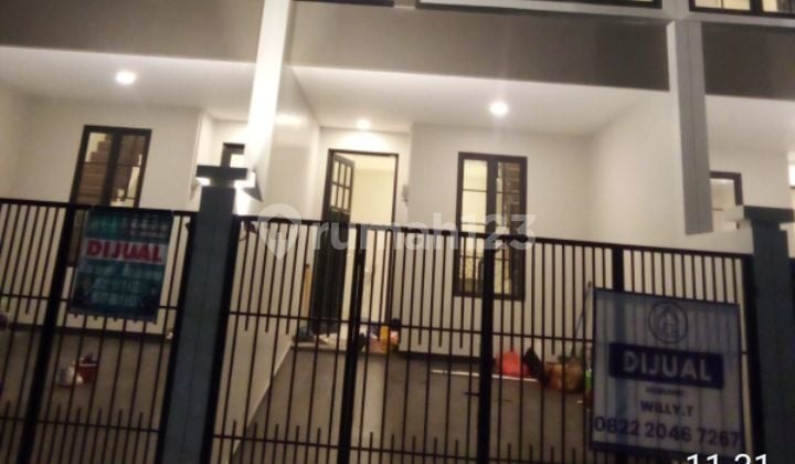 Rumah Baru 3 Lantai Taman Ratu Jakarta Barat
