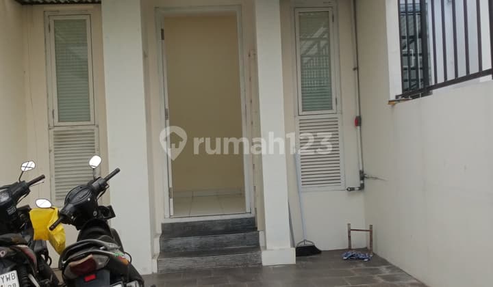 Rumah untuk Keluarga Kecil Duri Kepa Jakarta Barat