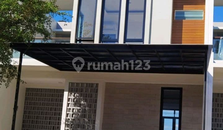 Rumah Cantik Di Hillago Bsb Good Invest Siap Pakai. Daerah Aman Ngaliyan.