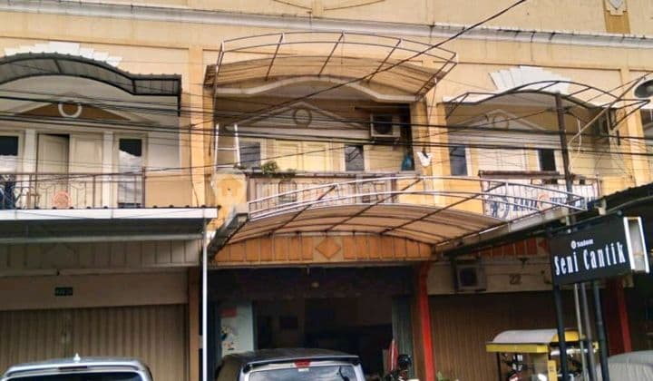 Ruko Di Parang Barong Tlogosari Semarang