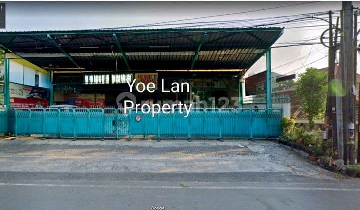 Wide Business Space in Panjaitan Semarang