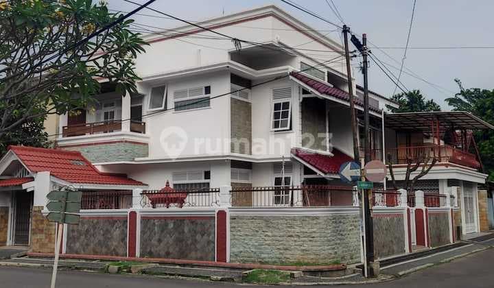 Rumah Seken Besar Dalam Perumahan,Di Cirendeu Tangsel, Dekat MRT