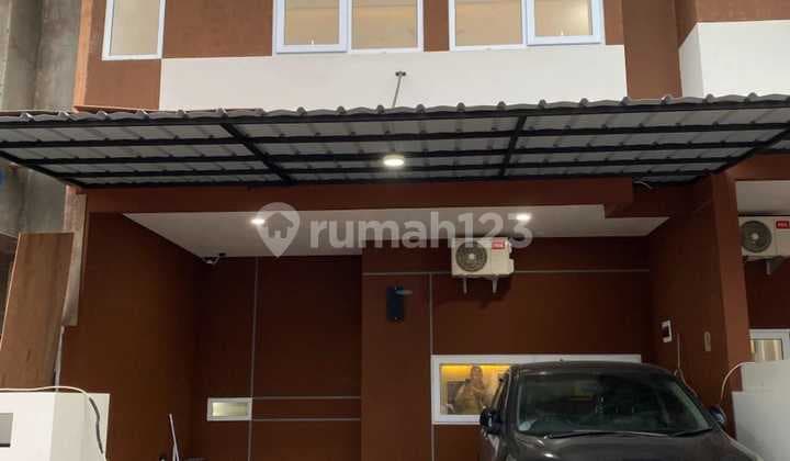 Rumah Cinere Depok 2 Lantai Murah, Cluster Dekat Pintu Tol Limo