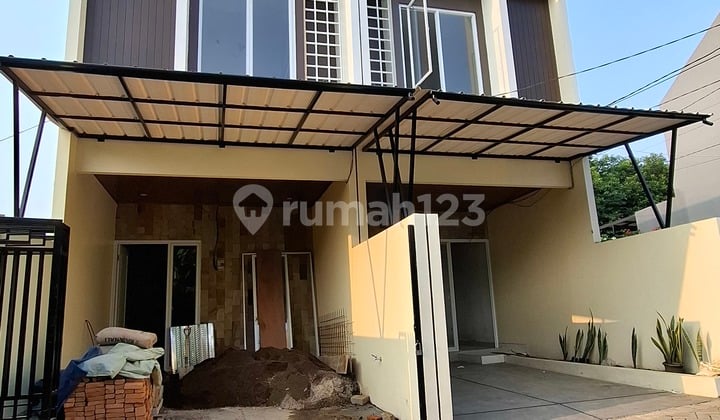 Rumah 2 Lantai Di Cibubur Dekat 4 Pintu Tol Dan Stasiun Lrt