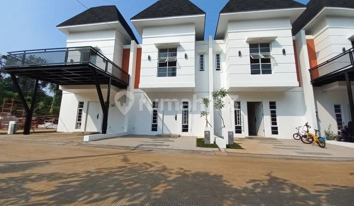 Ready Stok Rumah Murah 2 Lantai Lokasi Strategis
