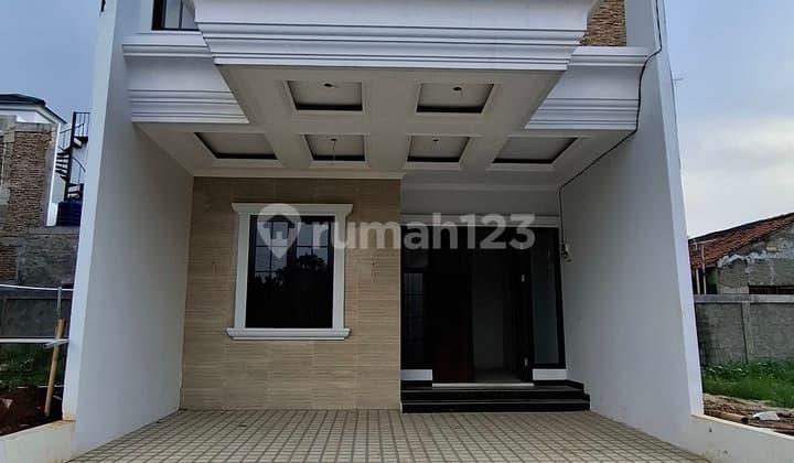Rumah 2 Lantai 3 Kamar Tidur Di Cimanggis Depok