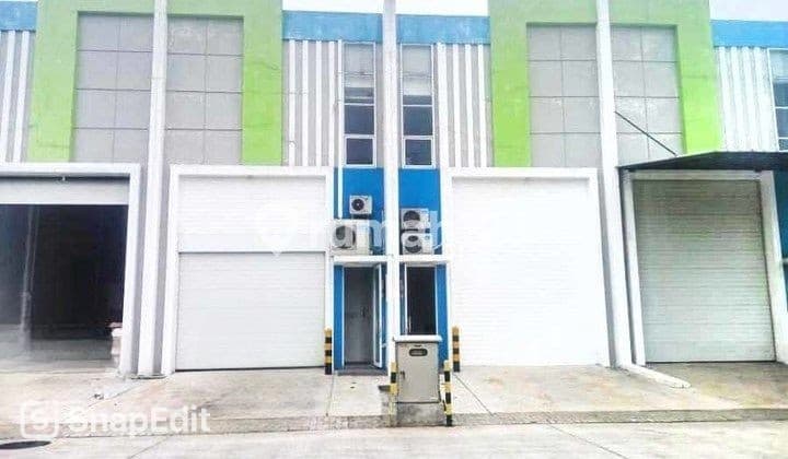Warehouse for Sale in Bizpark Daan Mogot, West Jakarta, Already Renovated