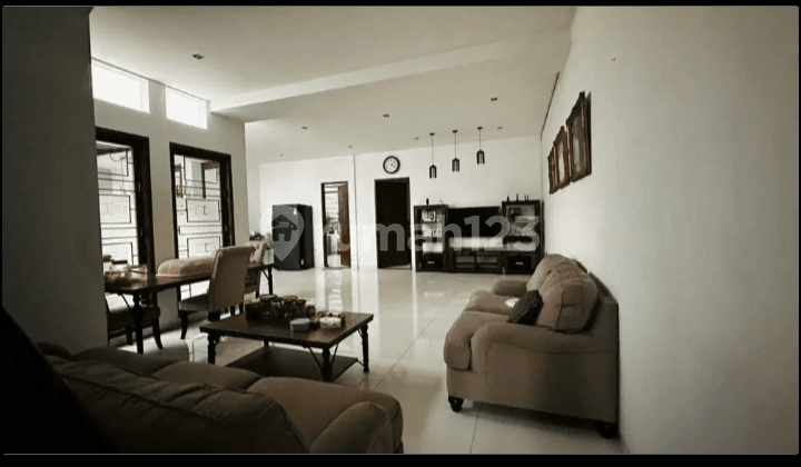 Rumah Cozy, Siap Huni, Dekat Gegerkalong