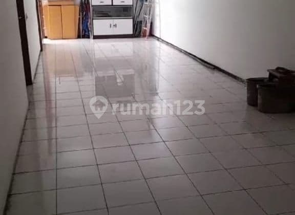 Rumah di tengah kota, mainroad, bisa usaha