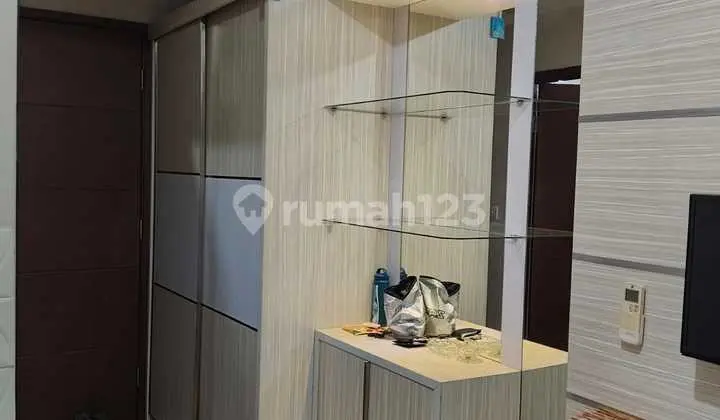 Rent Surabaya Timur Fully Furnished 2-Bedroom Apartment Klaska Admiral