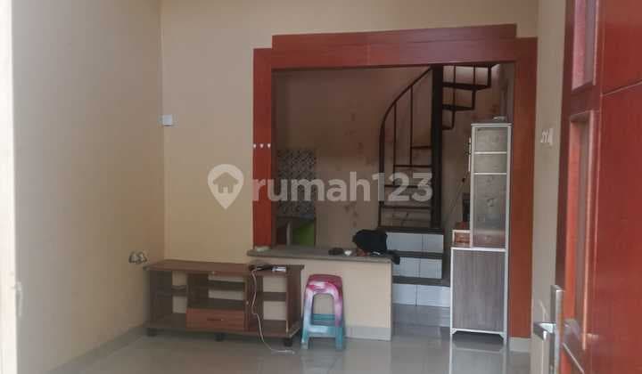 Rumah 2 Lantai Dekat Kampus Ternama Jatinangor