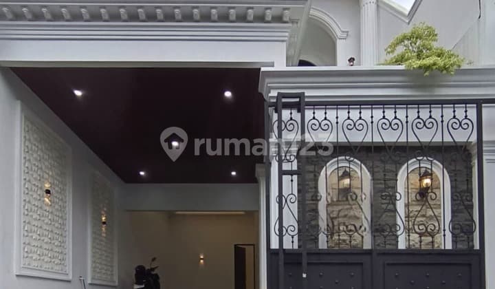 Rumah 3 Lantai + Rooftop Luas di Jagakarsa | 4 Kt, Akses Tol & MRT