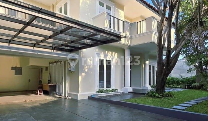 Rumah Kebayoran Baru Dekat Senopati