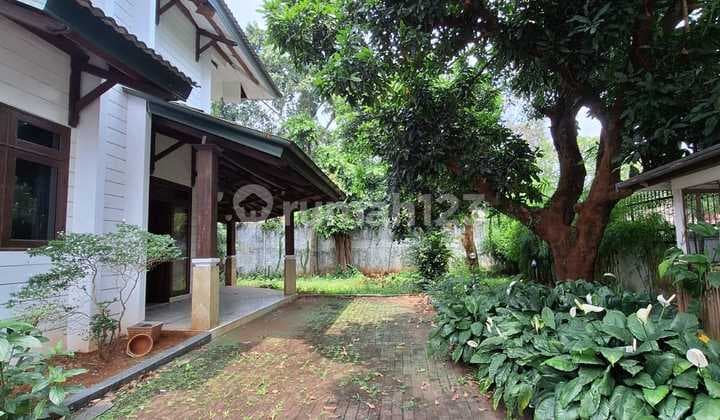 RUMAH KOKOH DAN TERAWAT DI KEMANG