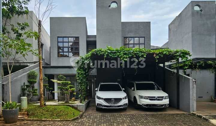 RUMAH MODERN DALAM AWARD WINNING TOWNHOUSE VETERAN BINTARO JAK-SEL