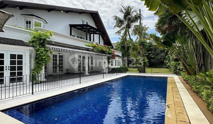 For Sale House In Kemang South Jakarta