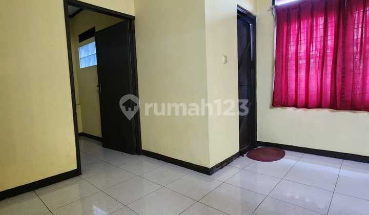 Rumah Nyaman dan Terawat Siap Huni Lokasi strategis di Karapitan Bandung