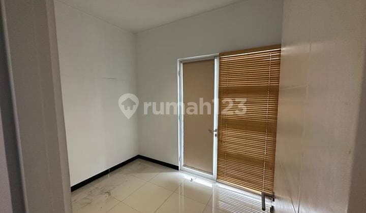 Rumah Siap Huni Nyaman Terawat Lokasi Strategis di Taman Kopo Indah 5 Cluster Sherwood Bandung
