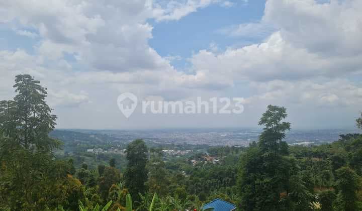 Dijual Kavling + Bangunan Bekas Cafe Siap Pakai Lokasi di Cimenyan Bandung