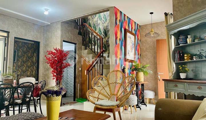 Rumah Elite Posisi Hoek Nyaman Siap Huni Minimalis Dalam Cluster di Gateway Pasteur Bandung
