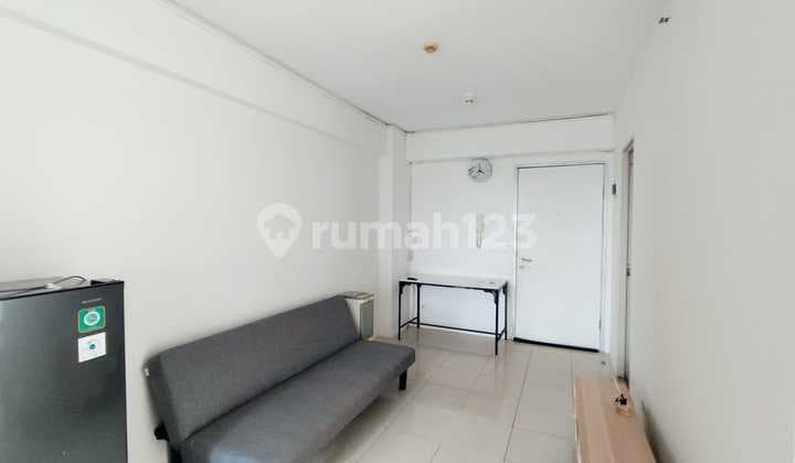 2Br Luas 42M Green Bay Tower E: Semi-Furnish, Lega & Murah!