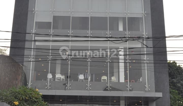 Ruang Usaha Pinggir Jalan Raya Fatmawati Kebayoran Baru Jakarta Selatan