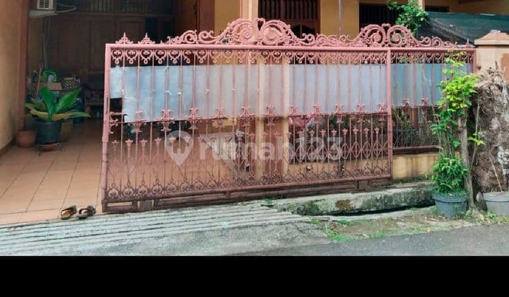 Rumah Lama yang Asri