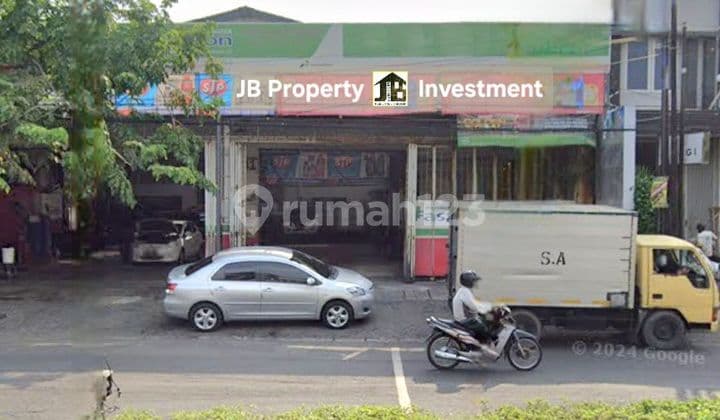 Ruang Usaha di Jalan Soekarno Hatta Semarang Timur.