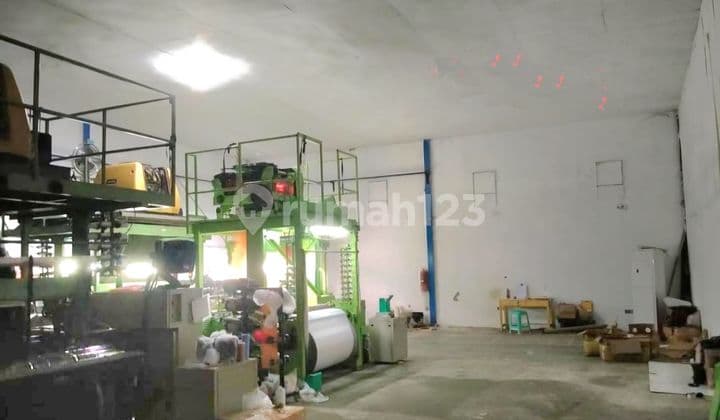 Gudang Di Kawasan Industri Candi - Gatot Subroto Semarang