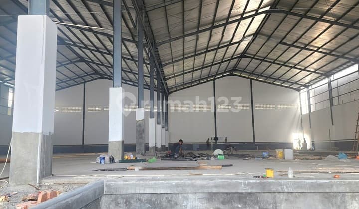 Gudang Baru Di Kawasan Industri Candi Gatot Subroto Semarang