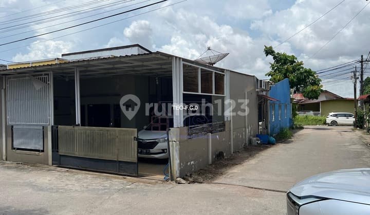 Rumah Hook Hadap Taman – Family Dream Nongsa
