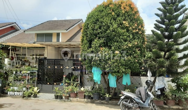 Rumah 2 Lantai di Perum Pantai Gading, Bengkong