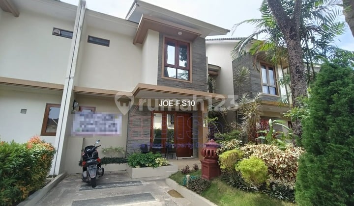 Rumah Full Furnish 2 Lantai di Villa Panbil