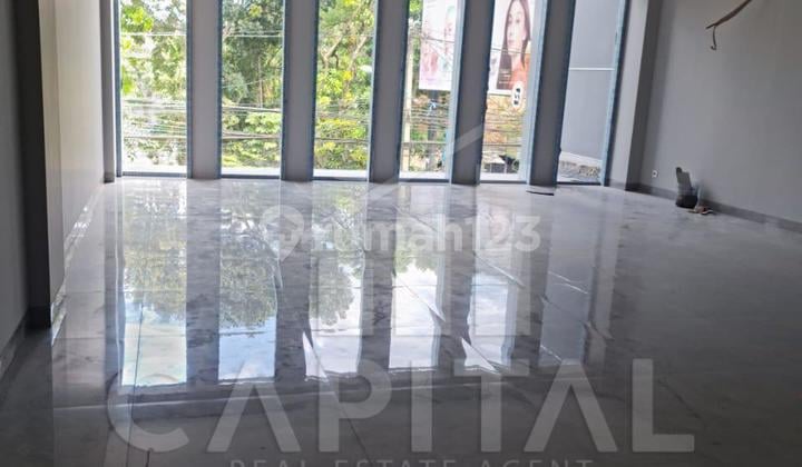 Ruko 3 Setengah Lantai di Kebon Kawung Paskal Bandung