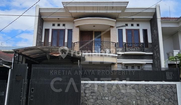 Rumah Siap Huni 2 Lantai di Taman Holis Indah Bandung