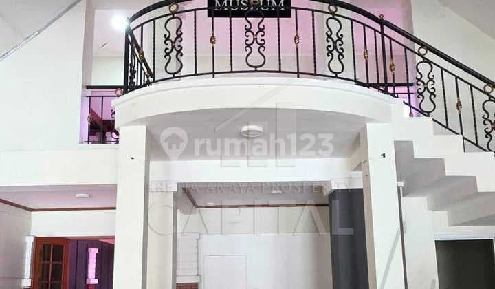 Ruang Usaha dengan Lokasi Strategis dan Cocok untuk Berbagaina di Mainroad Riau